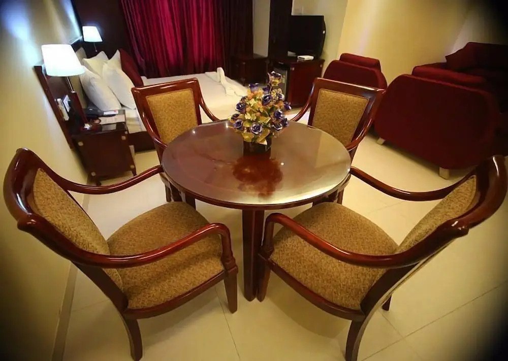 Канпур: vijay intercontinental