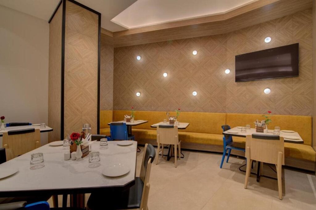 Нашик: 7 Apple Hotel Nashik