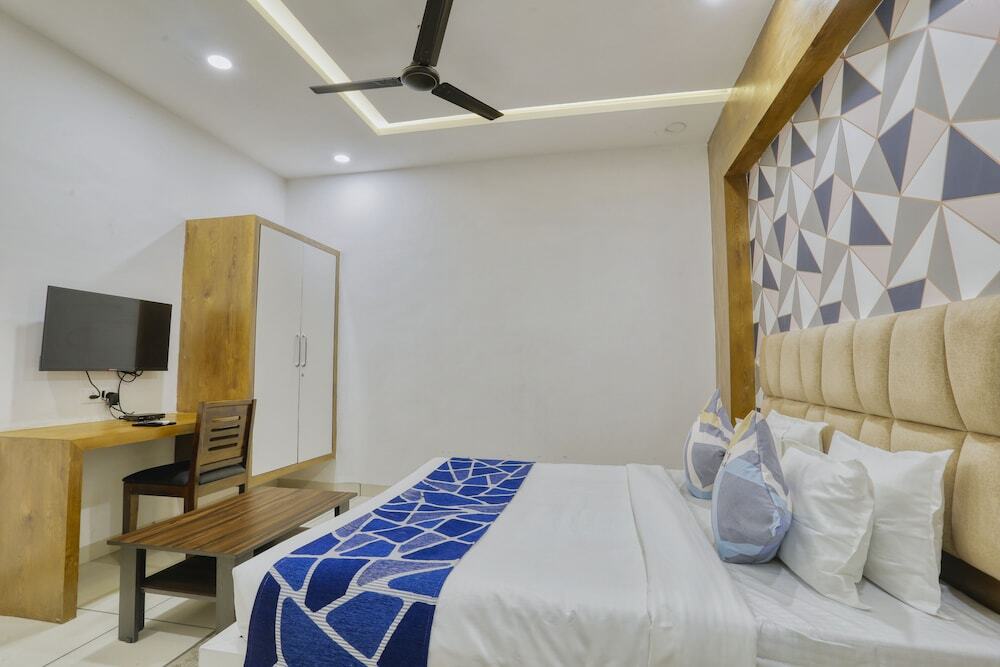 Индаур: Hotel B Fine By Aceotel