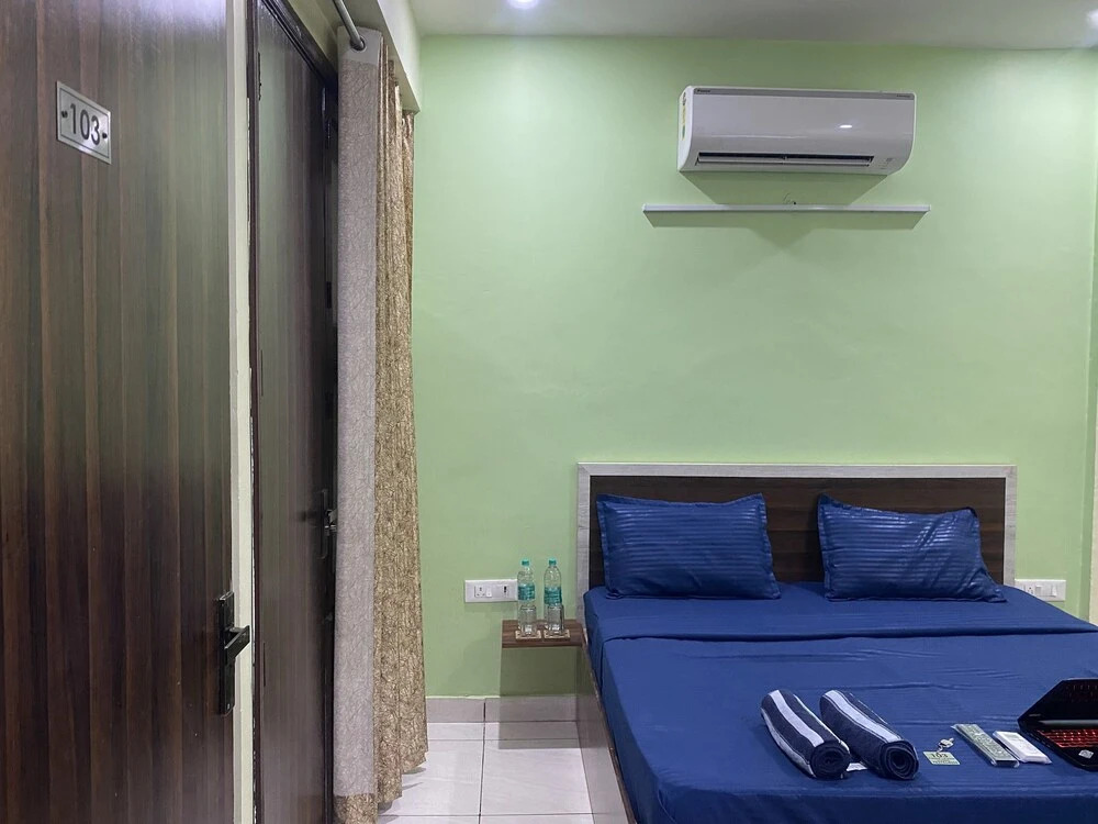 Гуруграм: Pause LAVISH Living Gurgaon