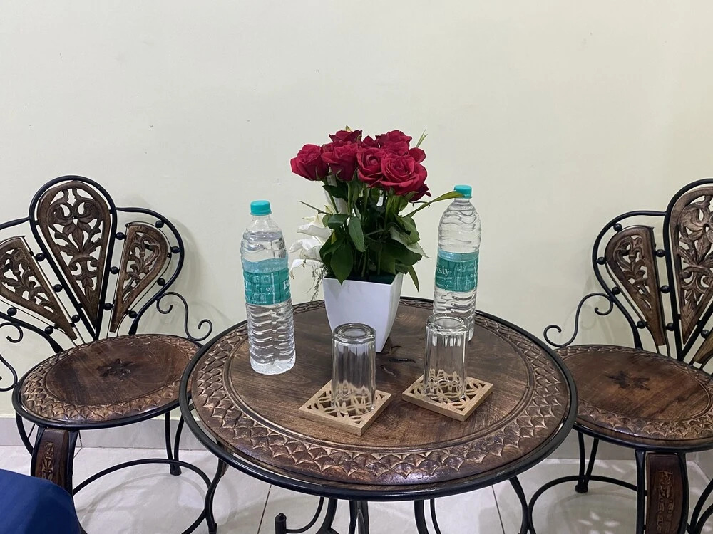 Гуруграм: Pause LAVISH Living Gurgaon