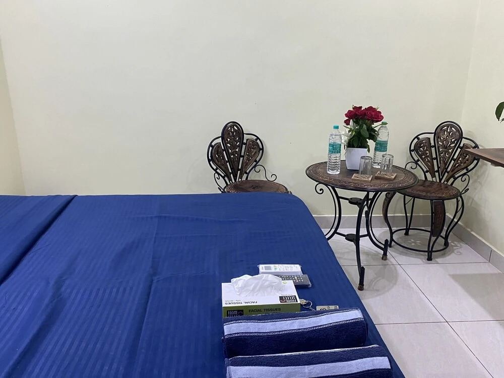 Гуруграм: Pause LAVISH Living Gurgaon