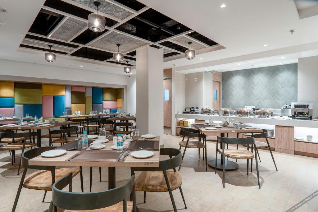 Нью-Дели: Le ROI Express Paharganj