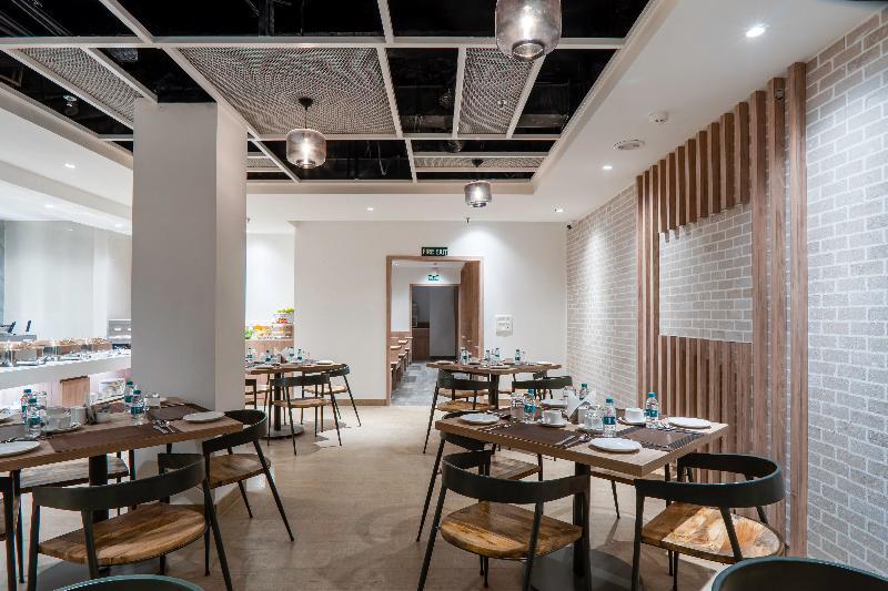 Нью-Дели: Le ROI Express Paharganj