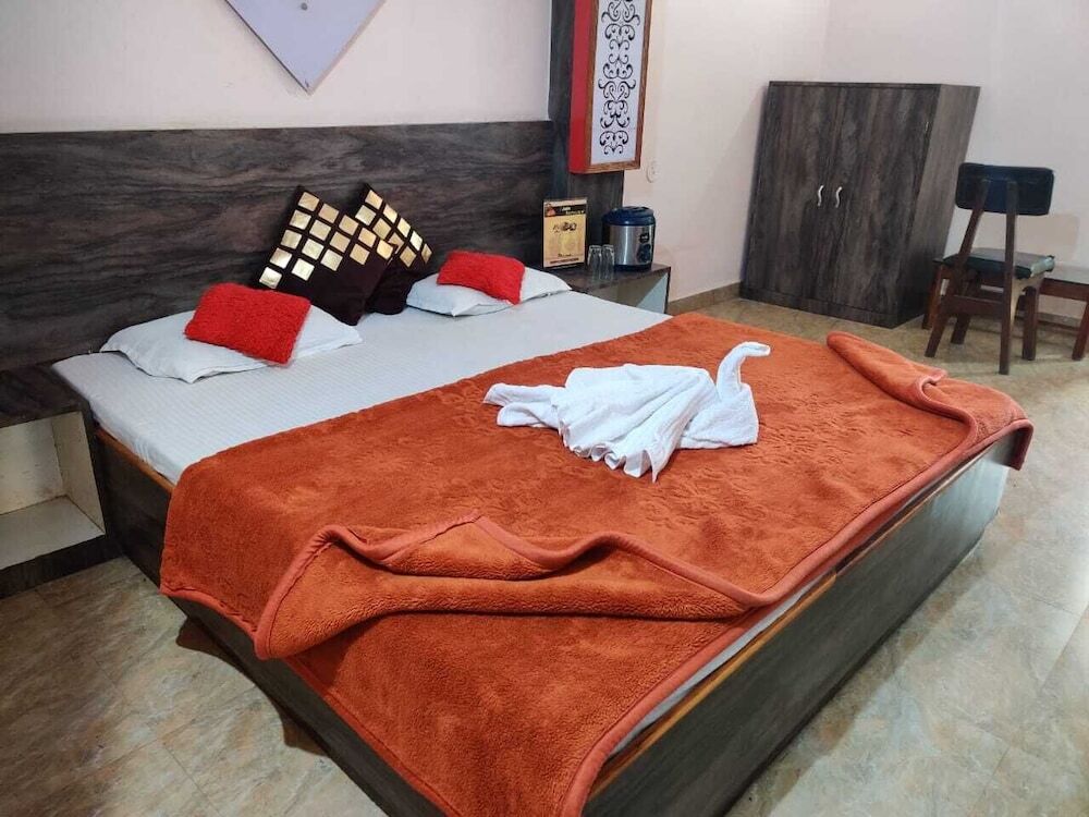 Пачмарай: Jain Hotel