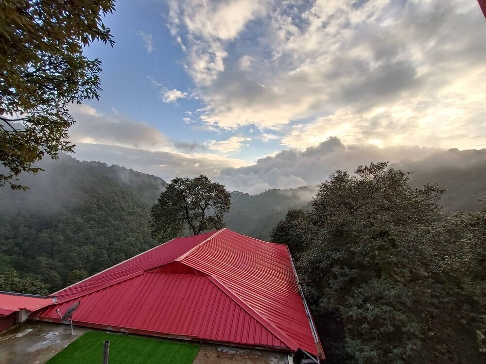 Массури: Charming 10-bedroom Forest Resort With Barbeque Bonfire