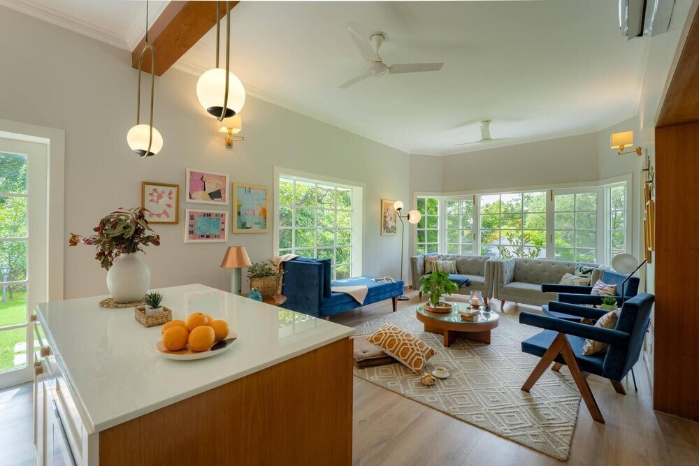 Массури: An Immaculate And Warm 4-bedroom Villa With A Pool