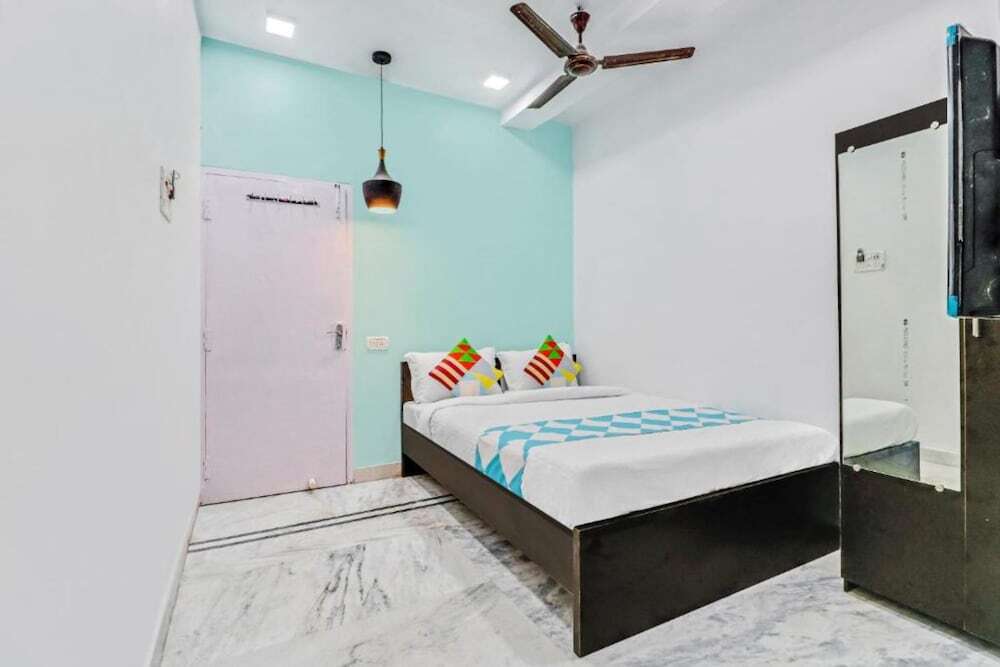Ховрах: Goroomgo M M Howrah Maidan Home Stay Kolkata
