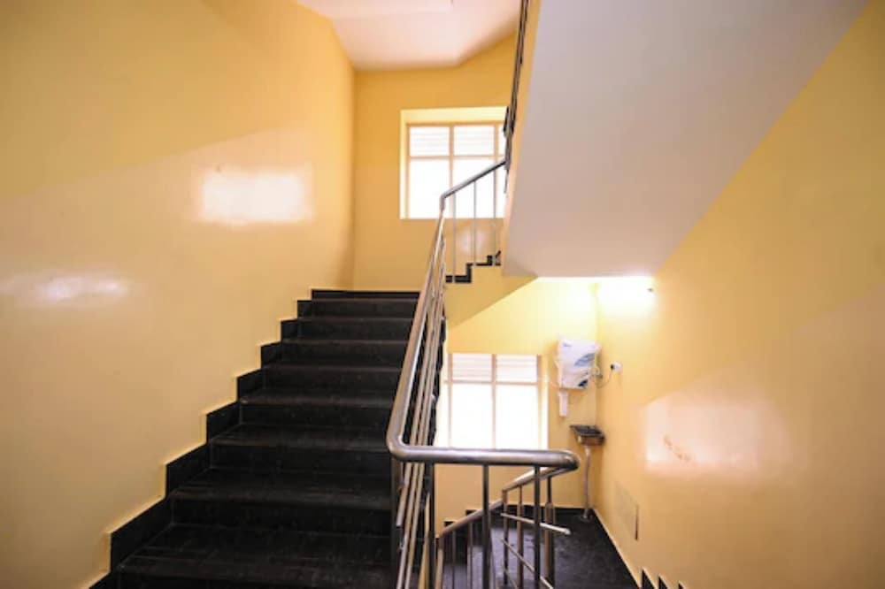 Goroomgo New Moon Inn Puri1024 — фото 2