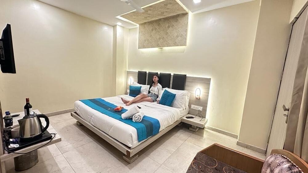Чамба: The White Orchid Dalhousie