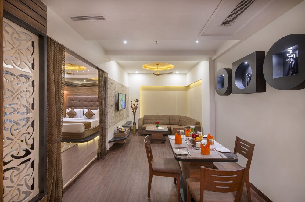 Нойда: Ayaan Lords Inn Noida