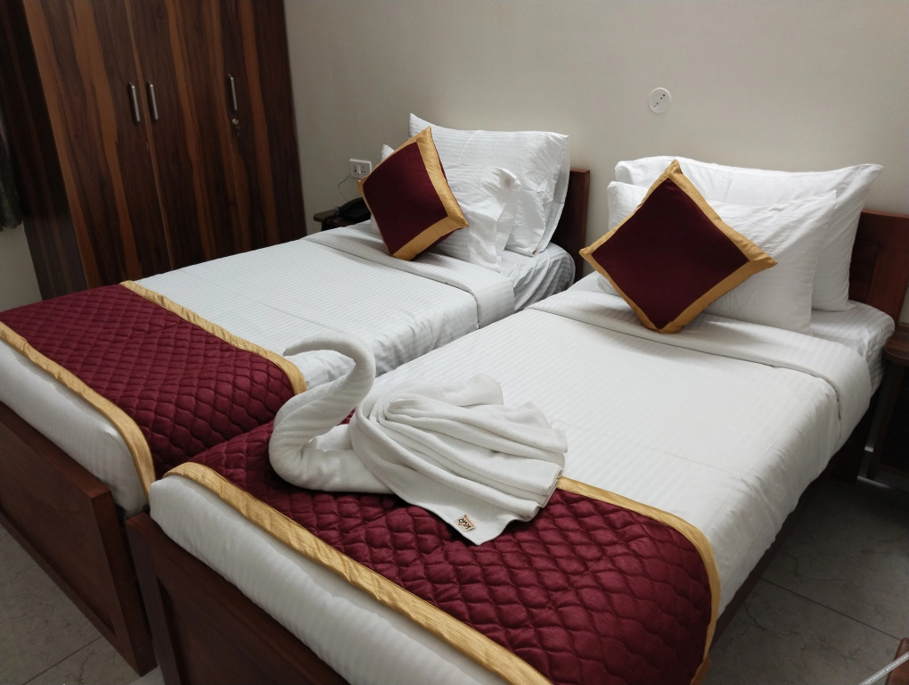Гуммидипунди: PPH Living KVR Residency