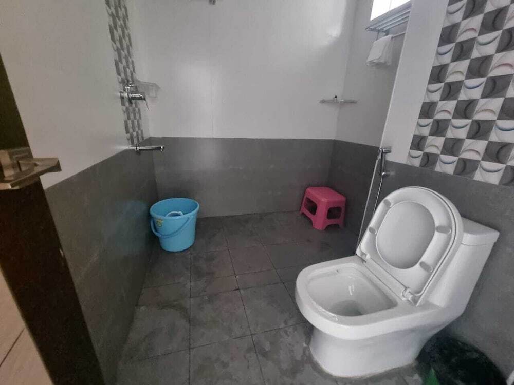 Гуммидипунди: PPH Living KVR Residency