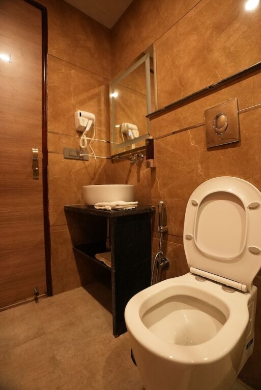 Большая Нойда: Lime Tree Hotels & Banquet Greater Noida