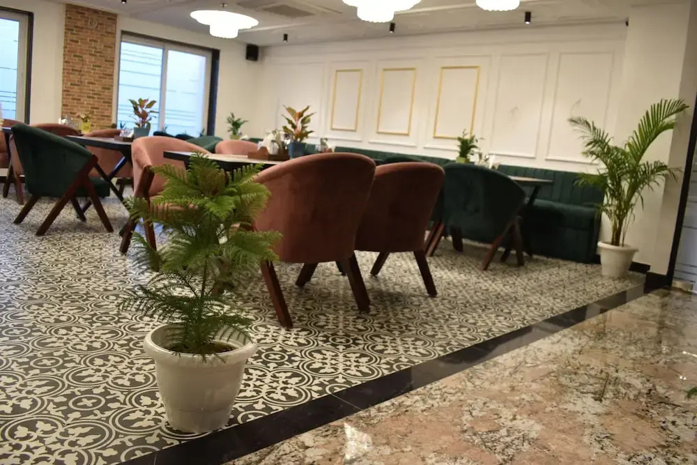 Большая Нойда: Lime Tree Hotels & Banquet Greater Noida
