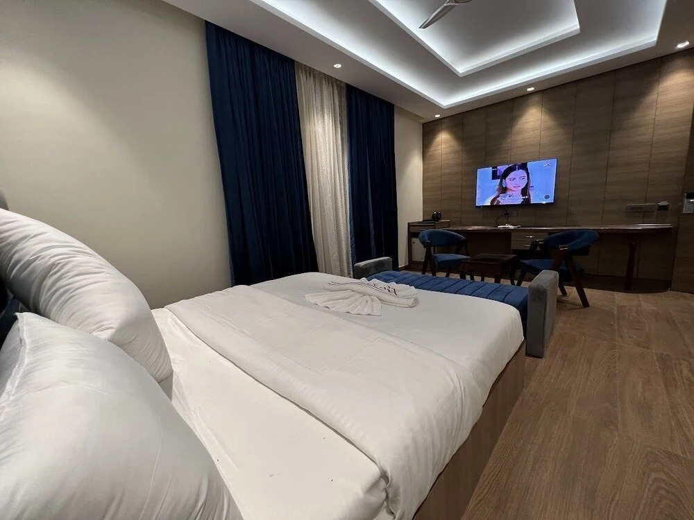 Большая Нойда: Lime Tree Hotels & Banquet Greater Noida