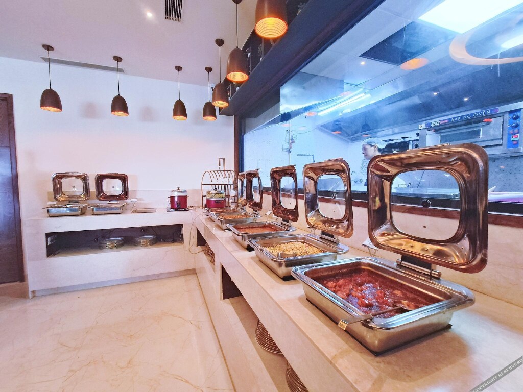 Джаландхар: Mariton Hotel