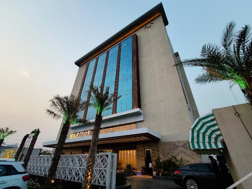 Джаландхар: Mariton Hotel