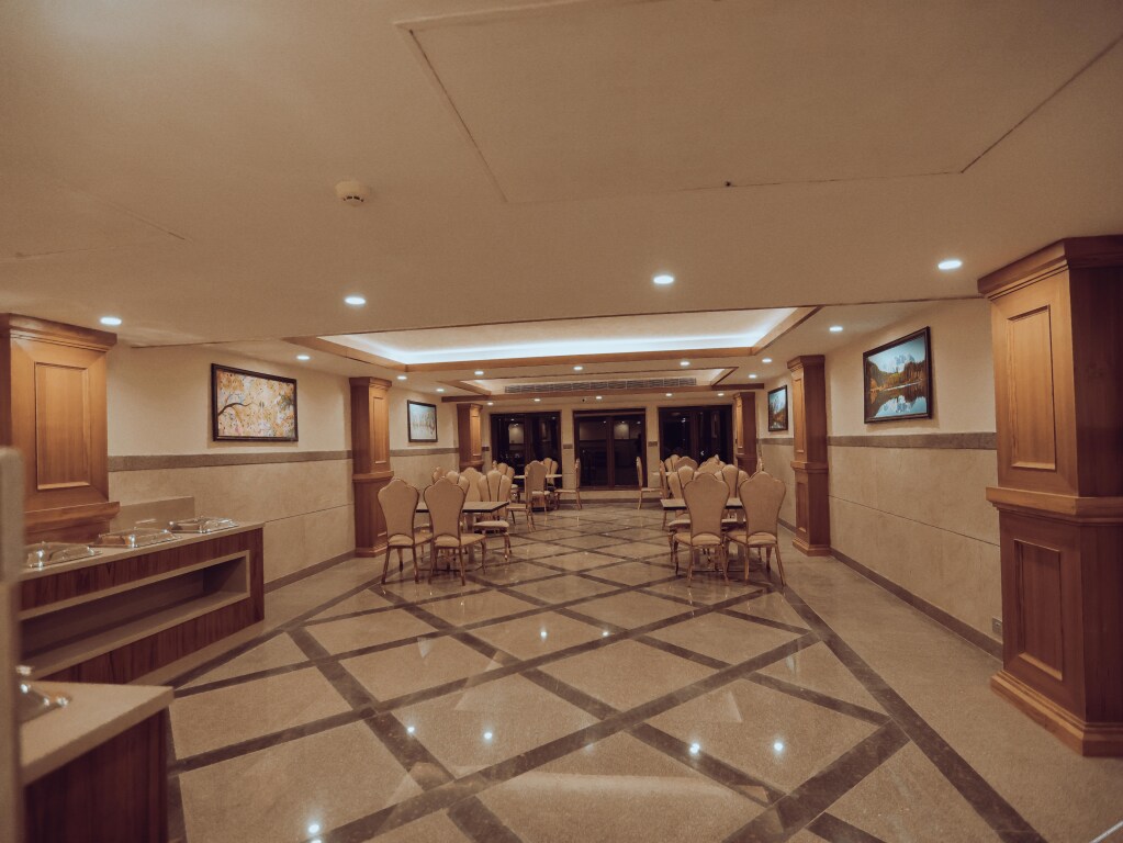 Дехрадун: Clarks Inn Express Dehradun