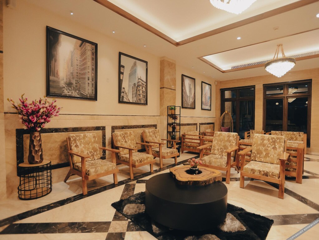 Дехрадун: Clarks Inn Express Dehradun