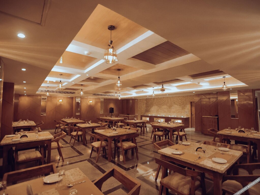 Дехрадун: Clarks Inn Express Dehradun