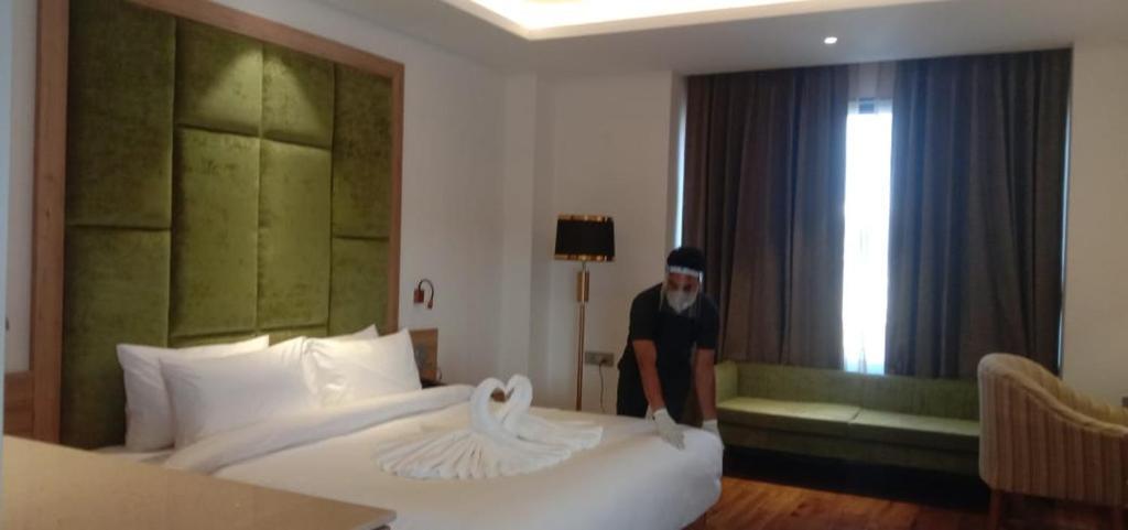 Дехрадун: Clarks Inn Express Dehradun