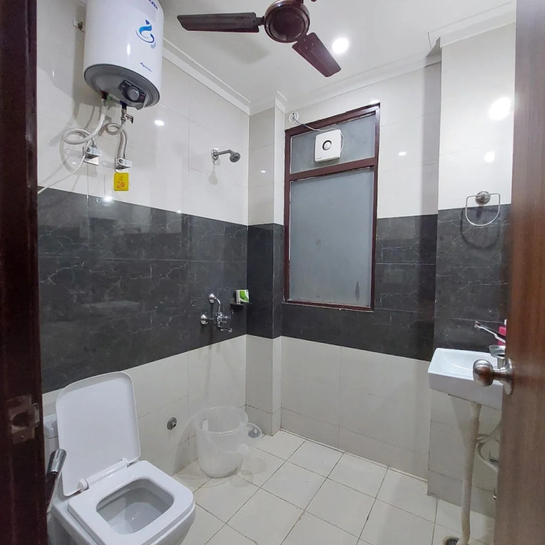 Гуруграм: The Lodgers Two BHK serviced Apartment