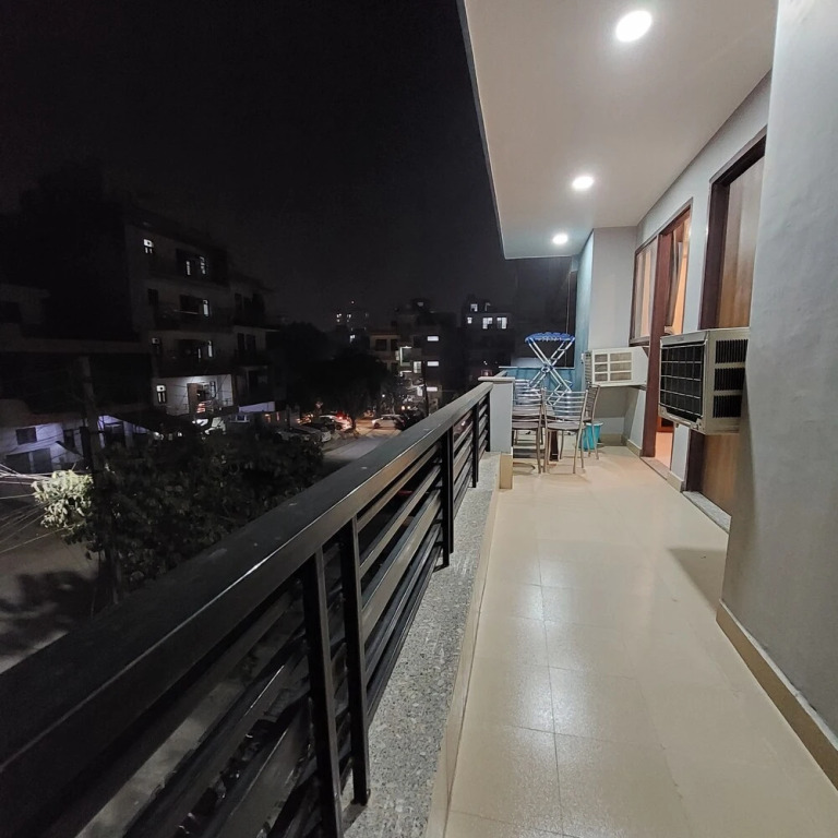 Гуруграм: The Lodgers Two BHK serviced Apartment