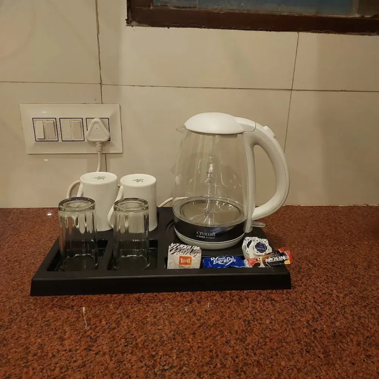 Гуруграм: The Lodgers Two BHK serviced Apartment