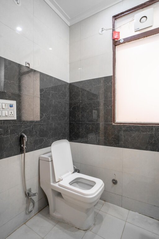 Гуруграм: The Lodgers Two BHK serviced Apartment