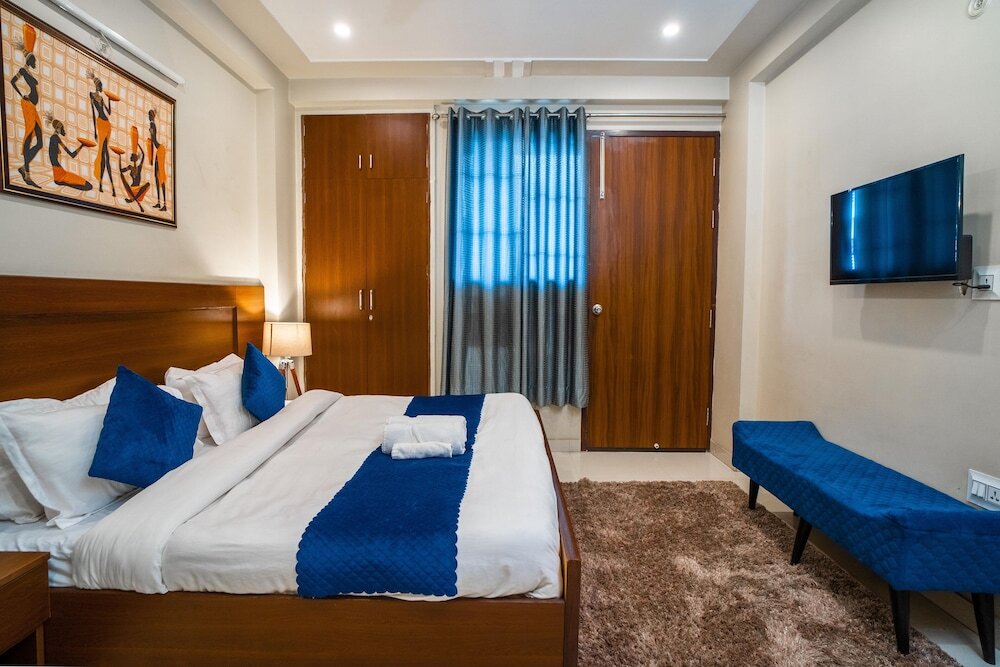 Гуруграм: The Lodgers Two BHK serviced Apartment