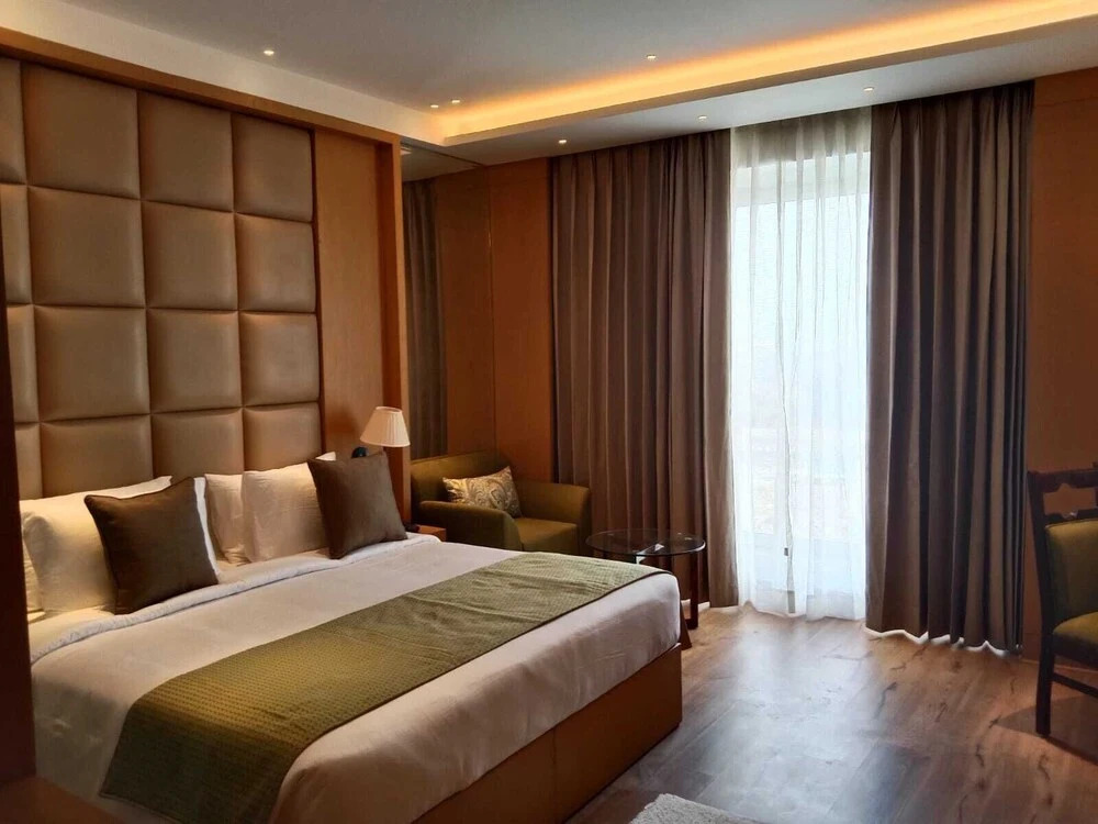 Алипур: Sarovar Portico Sonipat