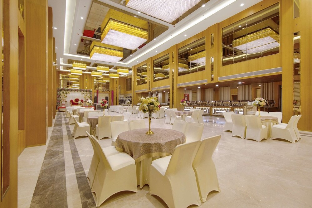 Алипур: Sarovar Portico Sonipat