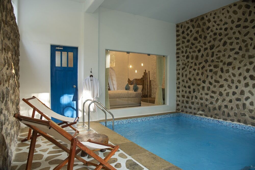 Калапет: Conch Resort-Luxury Private Pool Suites