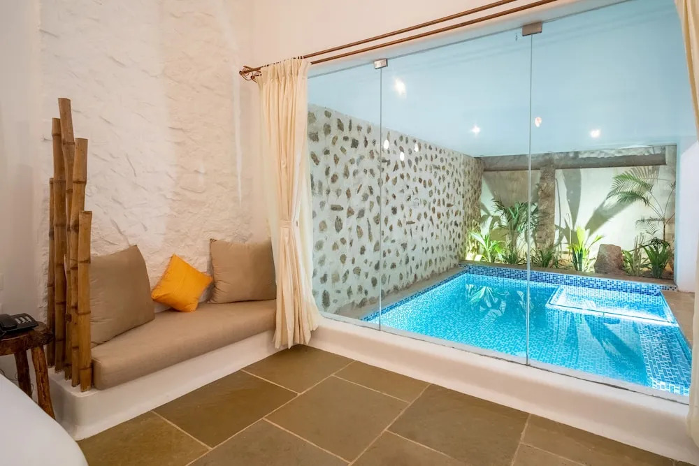 Калапет: Conch Resort-Luxury Private Pool Suites