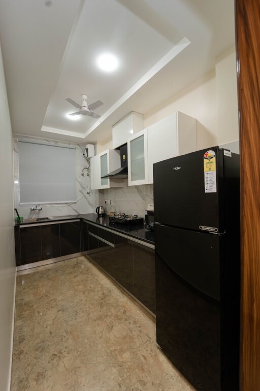 Гуруграм: Lime Tree 2 Bhk Apartment Golf Course