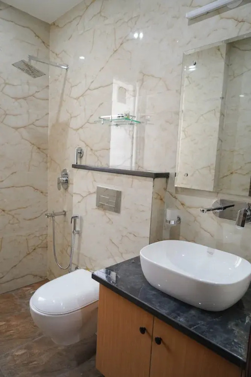 Гуруграм: Lime Tree 2 Bhk Apartment Golf Course