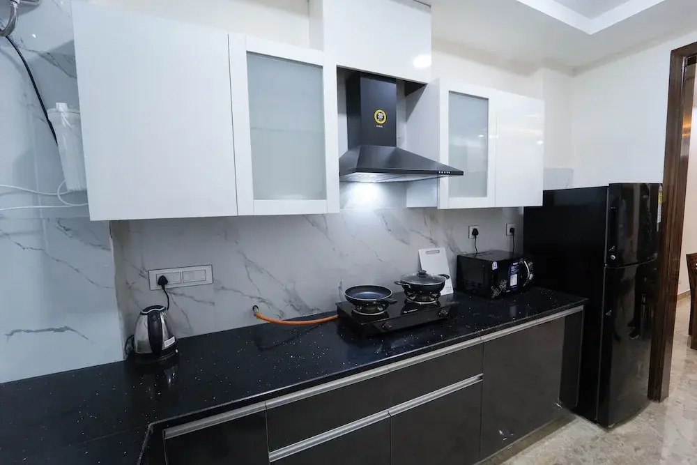 Гуруграм: Lime Tree 2 Bhk Apartment Golf Course
