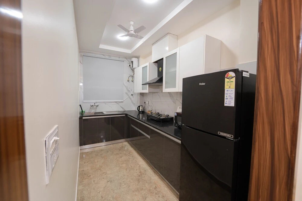 Гуруграм: Lime Tree 2 Bhk Apartment Golf Course
