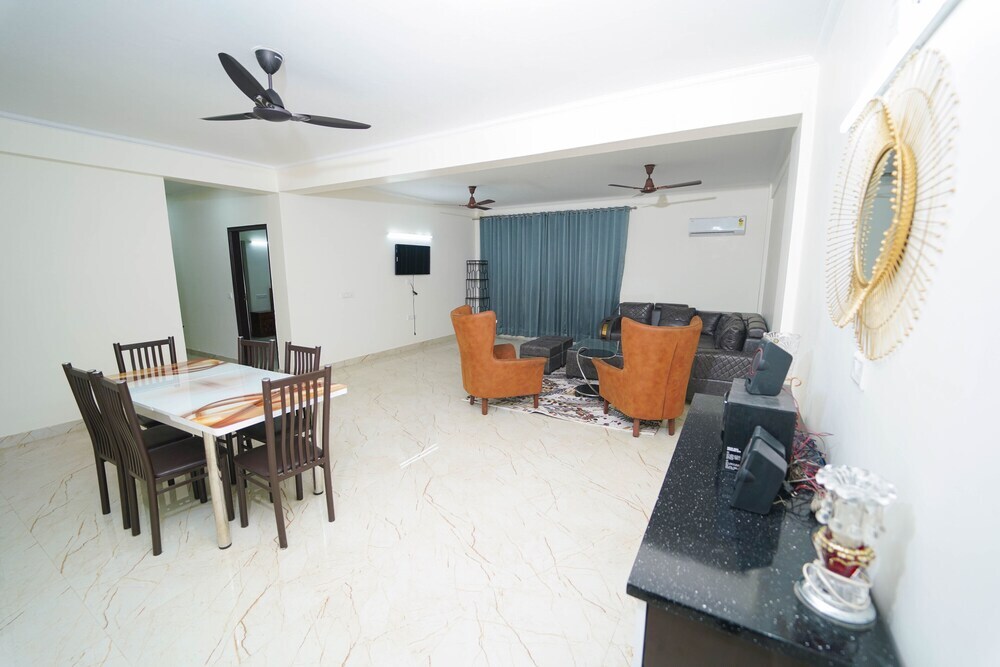 Гуруграм: Lime Tree Hotel Manesar