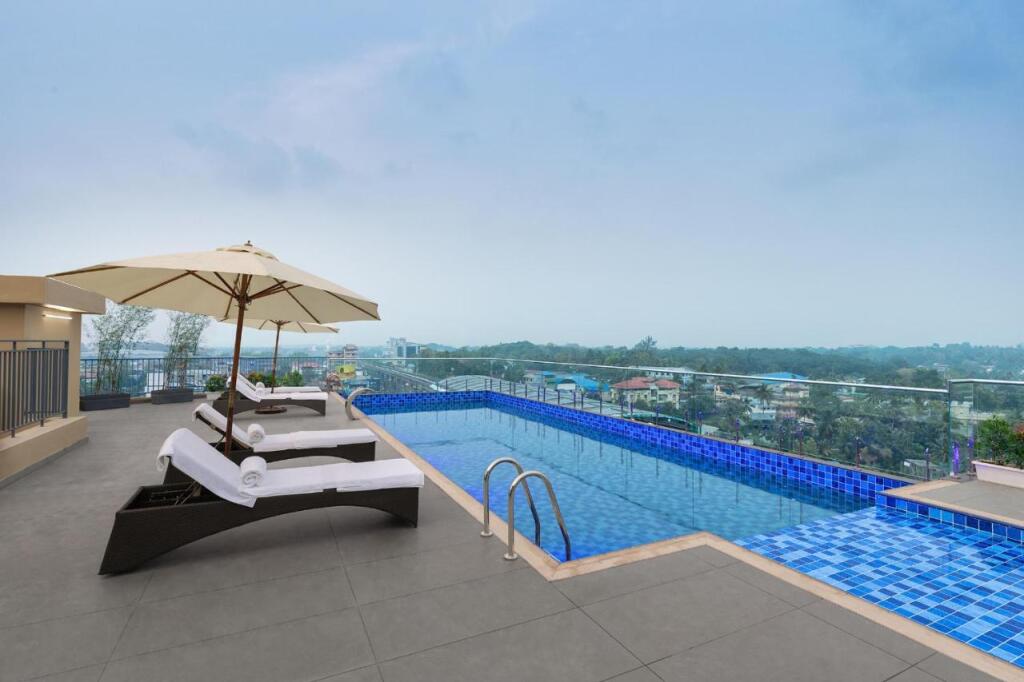 Вайпин: Ginger Kochi, Kalamassery