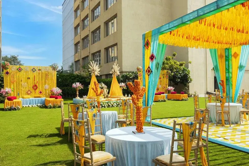 Большая Нойда: Ginger Greater Noida, Pari Chowk