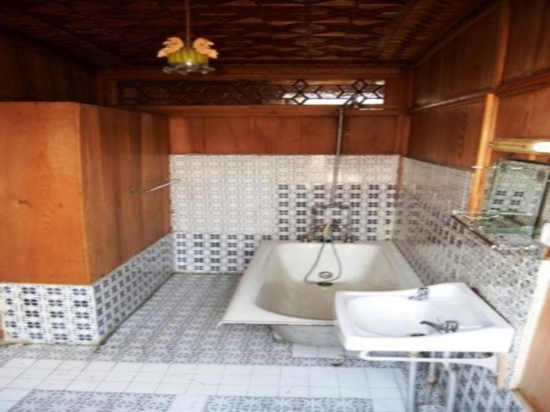 Шринагар: Howrah Houseboat