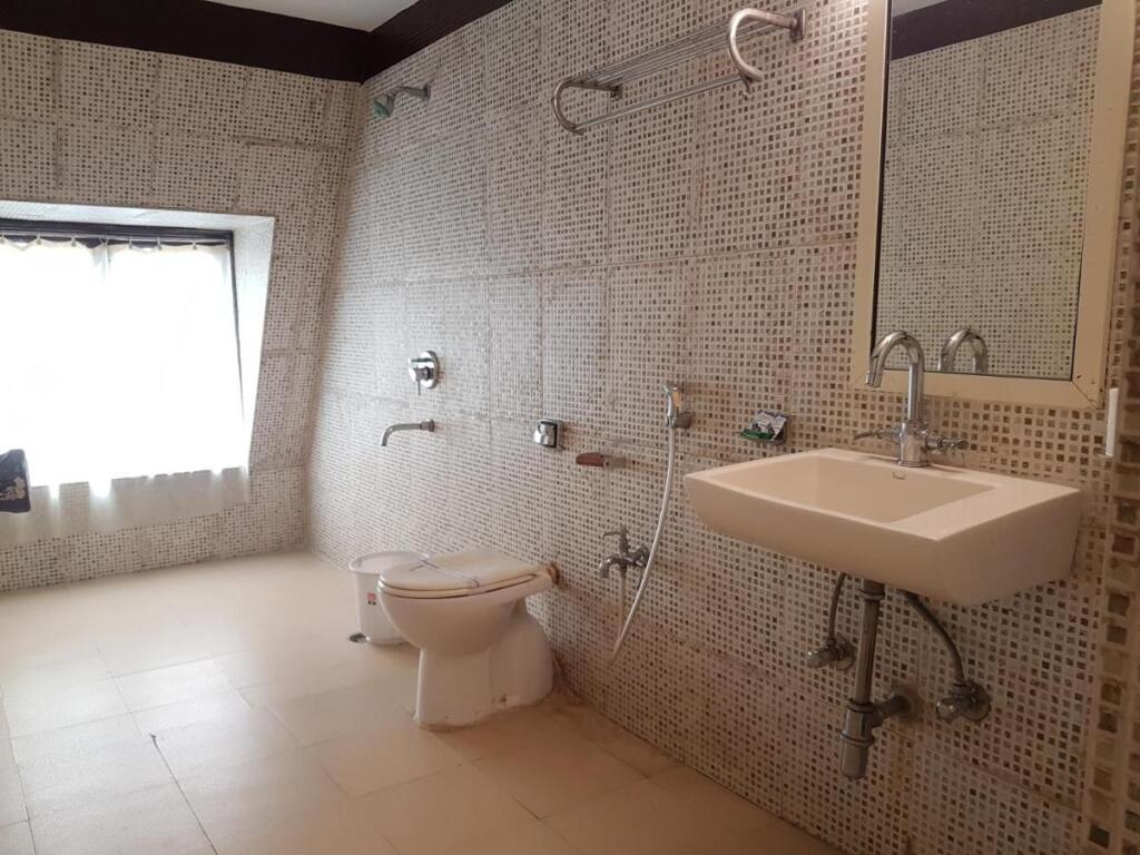 Лонавала: Hotel Rainbow Retreat Resort