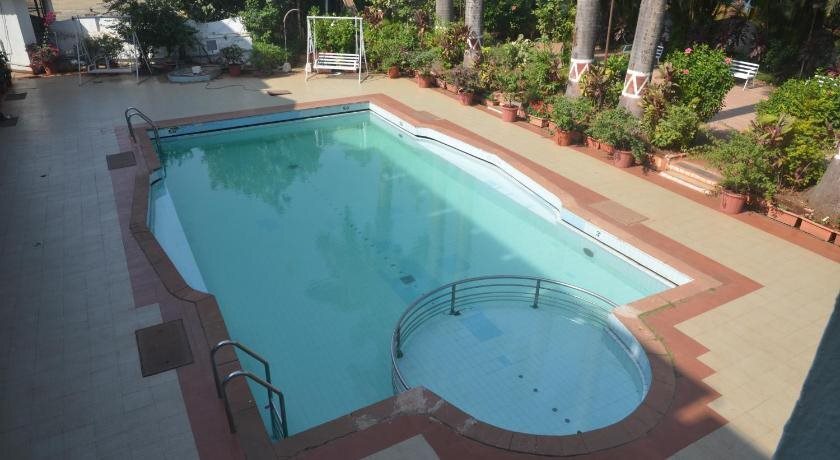 Лонавала: Hotel Rainbow Retreat Resort