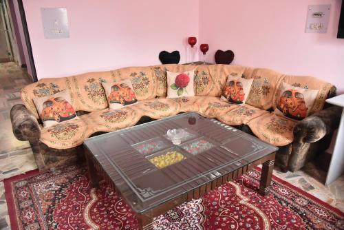 Амритсар: White House Amritsar