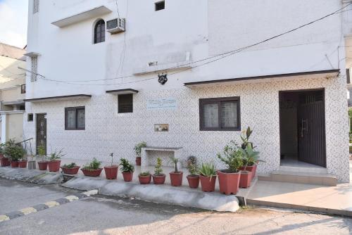 Амритсар: White House Amritsar