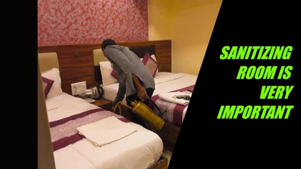 Мумбаи: Hotel Plaza Executive - near BKC
