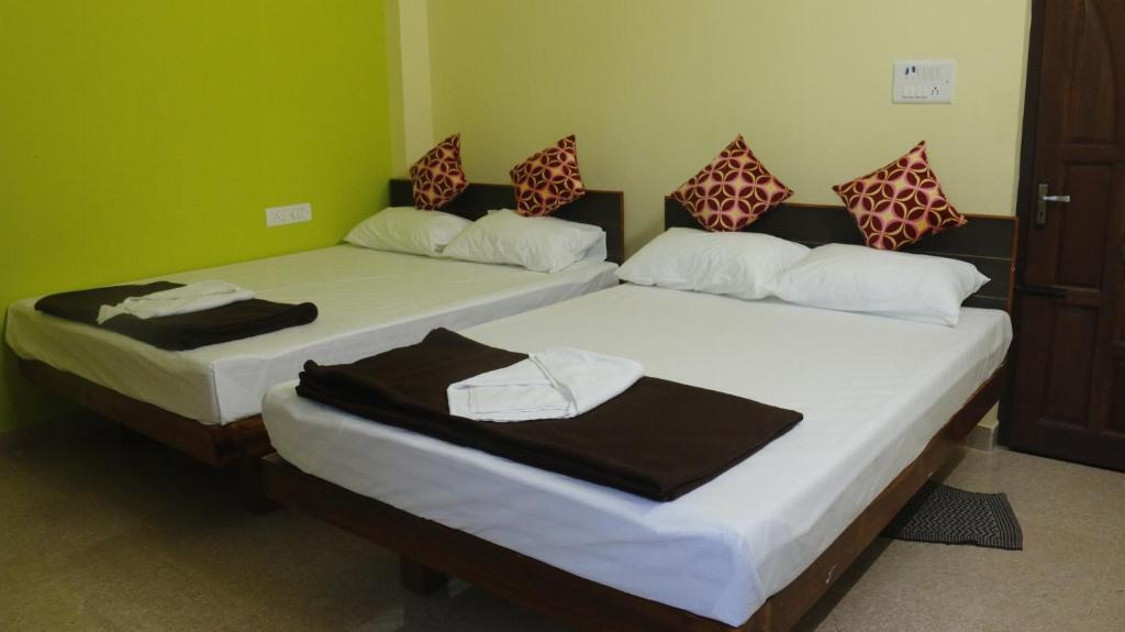 Калапет: Sri Vally Residency