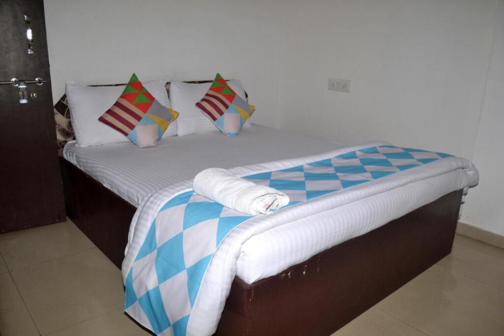 Нашик: Kyriad Hotel Nashik by OTHPL